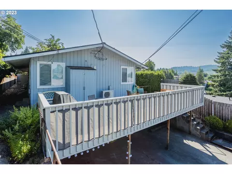 1024 11th St, Oregon City, OR 97045