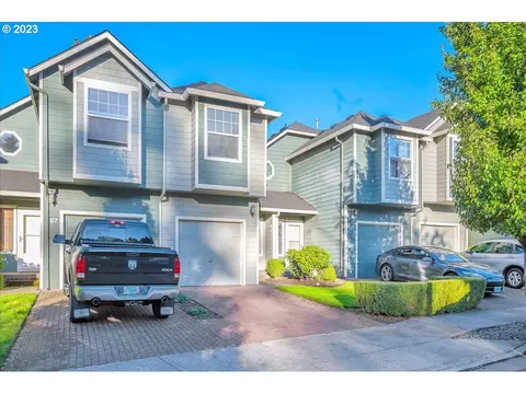 83 SE 176th Pl, Portland, OR 97233