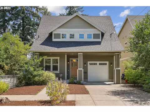 5520 SE 56th Ave, Portland, OR 97206