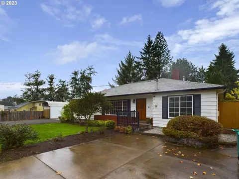 3517 N College St, Newberg, OR 97132