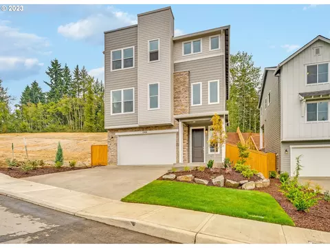 1968 NE Ridge Run Ln, Estacada, OR 97023