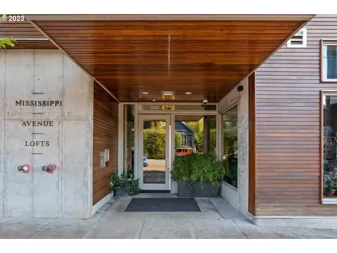 4216 N Mississippi Ave #301, Portland, OR 97217