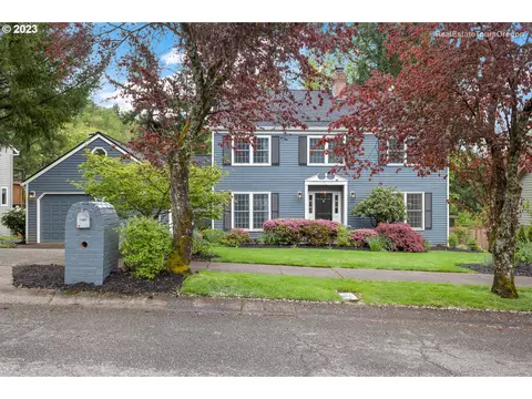 2552 Palisades Crest Dr, Lake Oswego, OR 97034