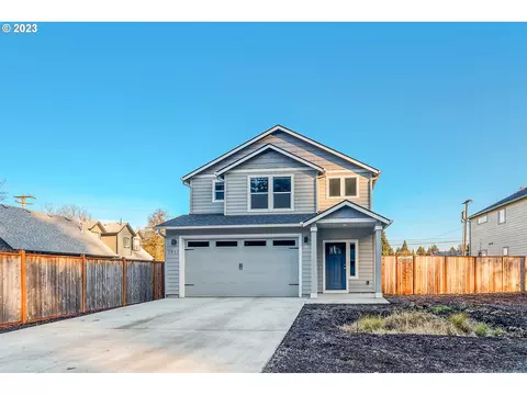 1057 Laura St, Springfield, OR 97477