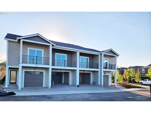 2976 25th Ave, Forest Grove, OR 97116
