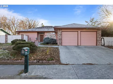 375 W Moore Ave, Hermiston, OR 97838