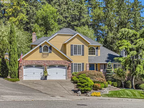 4135 SW Comus St, Portland, OR 97219