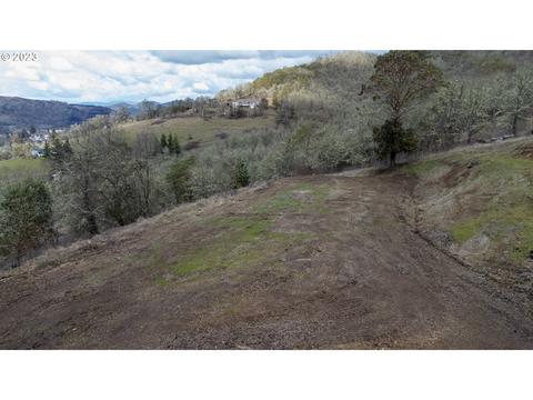 0 SE Booth Ave, Roseburg, OR 97470