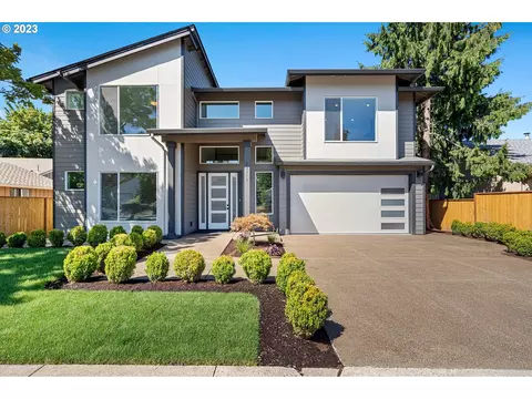18317 SW Ewen Dr, Beaverton, OR 97003