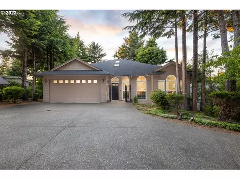 538 Fairway Dr, Gleneden Beach, OR 97388