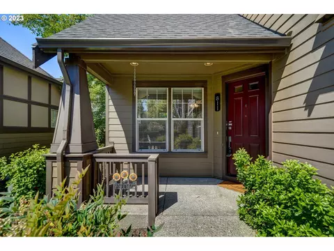 811 NE 73rd Ave, Hillsboro, OR 97124