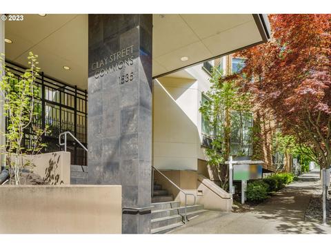 1535 SW Clay St #201, Portland, OR 97201