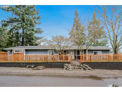16480 Hunter Ave, Oregon City, OR 97045