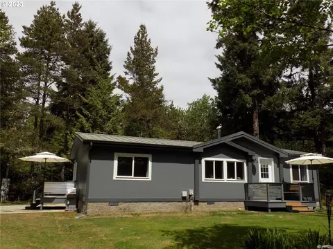 1600 295th Ln, Ocean Park, WA 98640