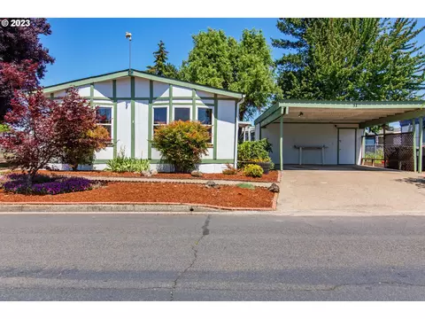 1145 SW Cypress St #51, Mcminnville, OR 97128