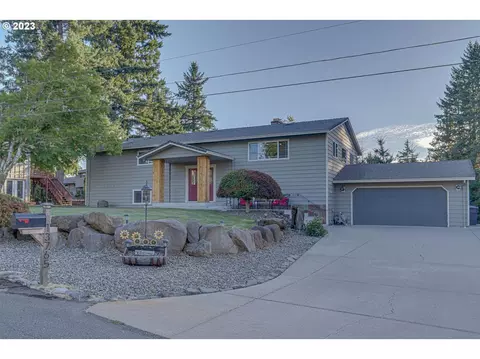 13765 SE 282nd Ln, Boring, OR 97009