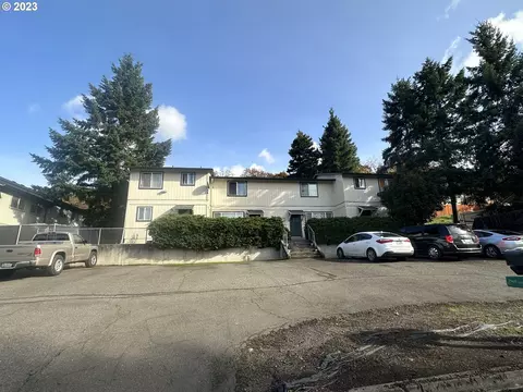 107 Atkinson Ct, Roseburg, OR 97470