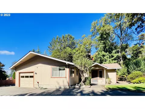 105 N River Dr, Roseburg, OR 97470