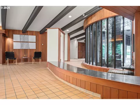Entry Way - 2606 Spring Blvd, Eugene, OR 97403 photo 3 of 3
