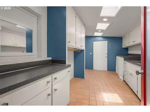 Other - 2606 Spring Blvd, Eugene, OR 97403 photo 9 of 15