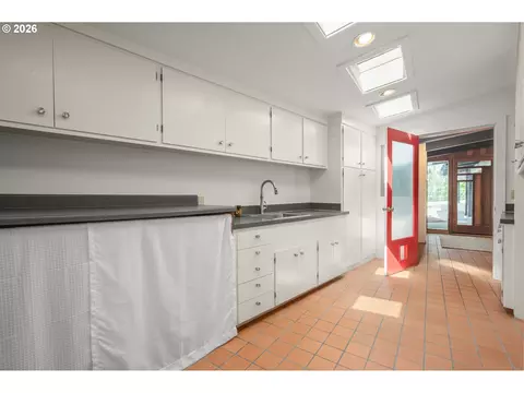 Other - 2606 Spring Blvd, Eugene, OR 97403 photo 10 of 15