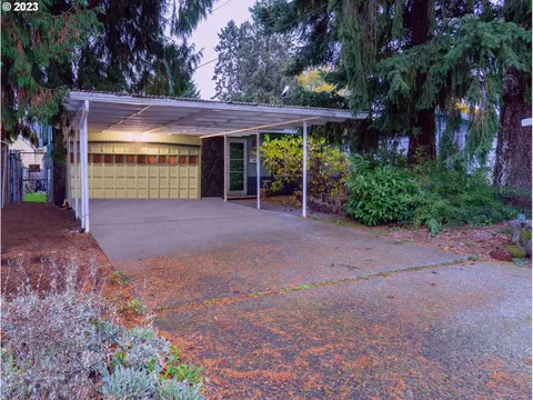 2534 NE 84th Ave, Portland, OR 97220
