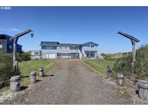 35003 G St, Ocean Park, WA 98640