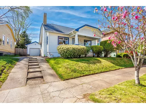926 N Webster St, Portland, OR 97217