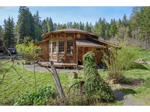 95609 Marcola Rd, Marcola, OR 97454