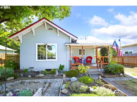740 Nyssa St, Junction City, OR 97448