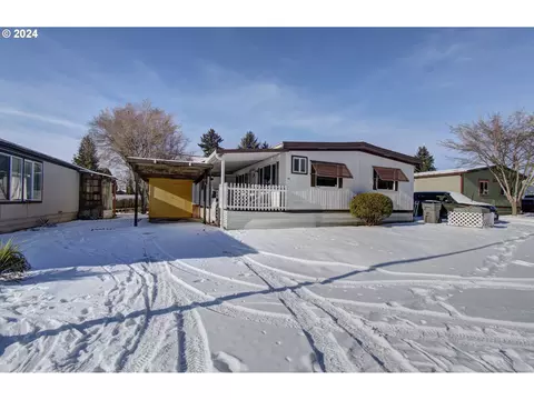 6811 NE 124th Ave #76, Vancouver, WA 98682