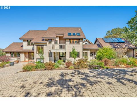 7134 Highway 66, Ashland, OR 97520