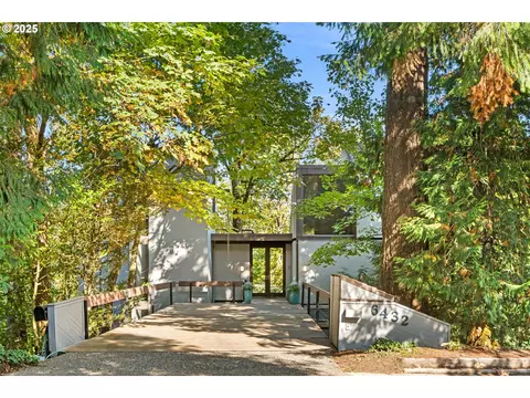 6432 SW Burlingame Pl, Portland, OR 97239