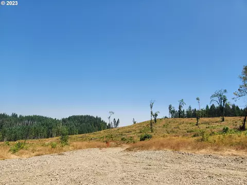 86381 Territorial Hwy, Veneta, OR 97487