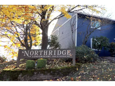 12600 SE Freeman Way # 12, Milwaukie, OR 97222