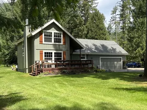 3808 Upper Cow Creek Rd, Azalea, OR 97410