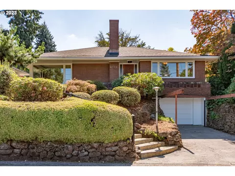 4136 SE Brooklyn St, Portland, OR 97202