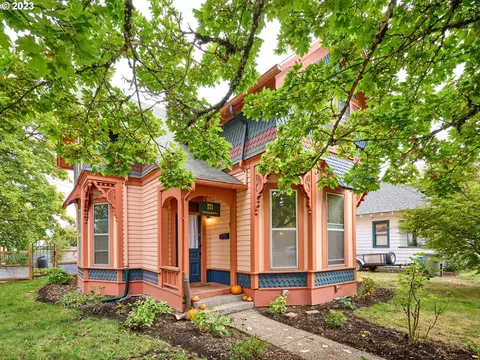 736 NE Galloway St, Mcminnville, OR 97128