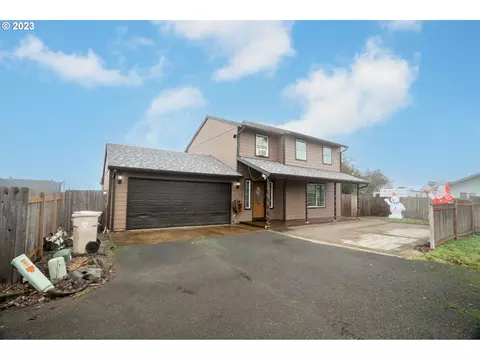 1045 Antioch St, Lebanon, OR 97355