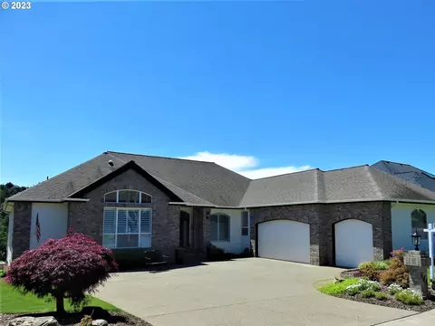844 Creekside Dr, Salem, OR 97306