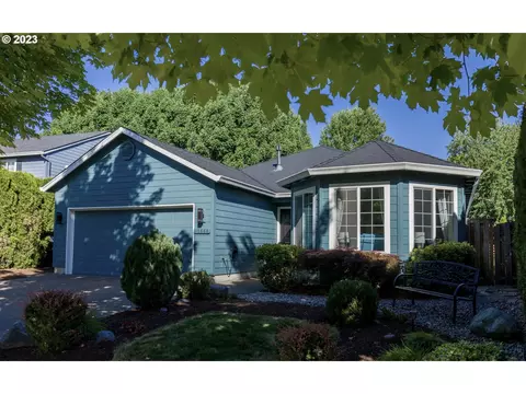16868 SW Cobblestone Dr, Sherwood, OR 97140