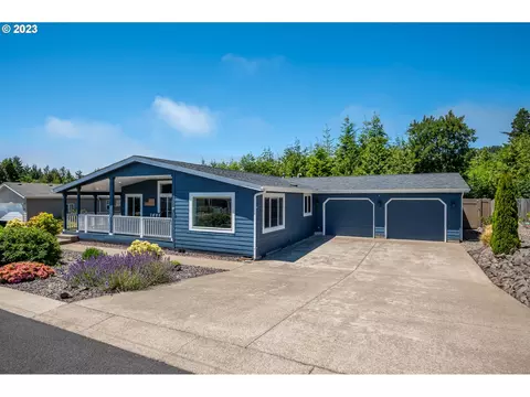 145 SE Whalesong Dr, Depoe Bay, OR 97341
