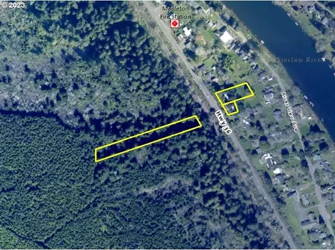 10906 Highway 36, Mapleton, OR 97453
