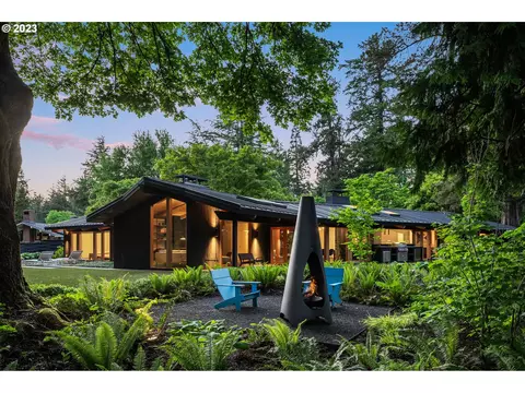 10200 SW Hawthorne Ln, Portland, OR 97225