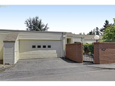 16720 SW Monaco Ln, King City, OR 97224
