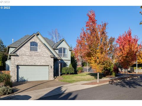 15814 SE Bybee Dr, Portland, OR 97236