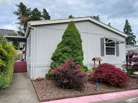 8300 NE Quatama St #156, Hillsboro, OR 97124