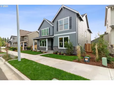 19699 Leland Rd, Oregon City, OR 97045