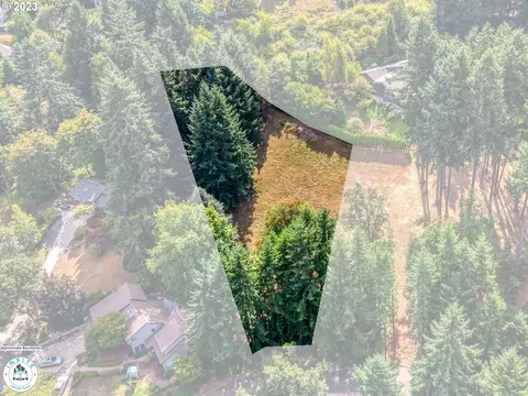 Shields Ave, Eugene, OR 97405