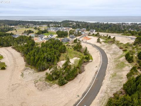 77 Meadows Dr, Manzanita, OR 97130
